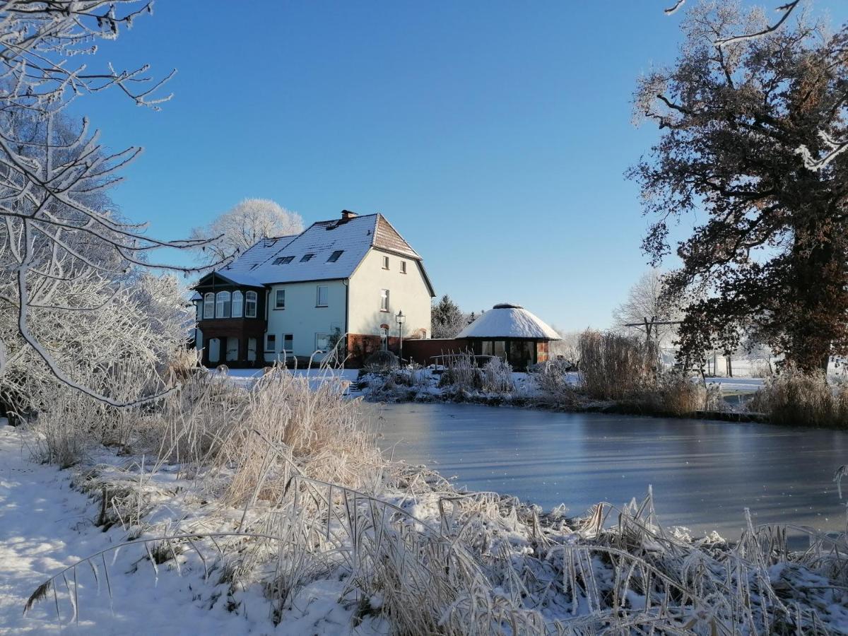 Landtraum Im Traumland Mecklenburg Apartment Warin Exterior photo